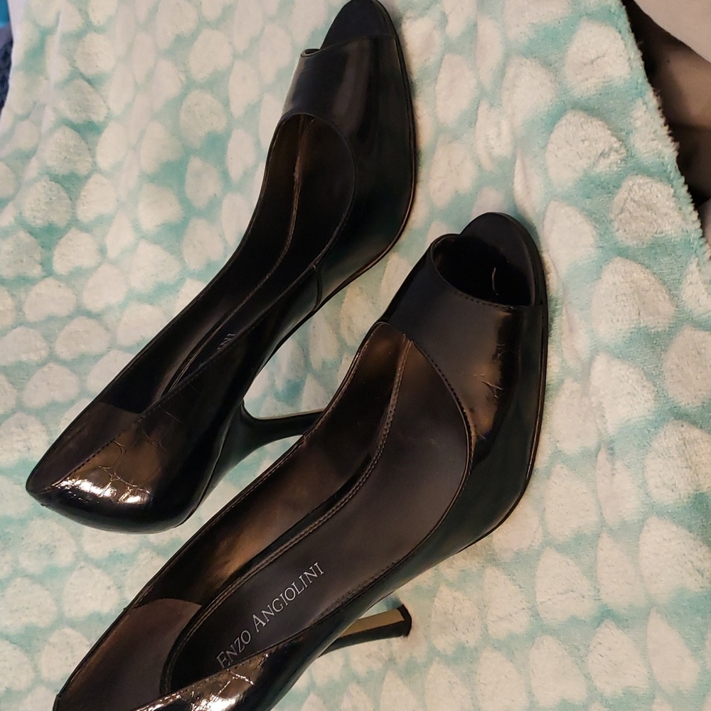 Peep Toe heels